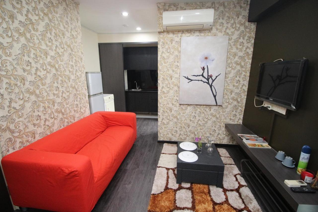Jjh Serviced Apartments Near Serangoon Mrt Singapore Bagian luar foto